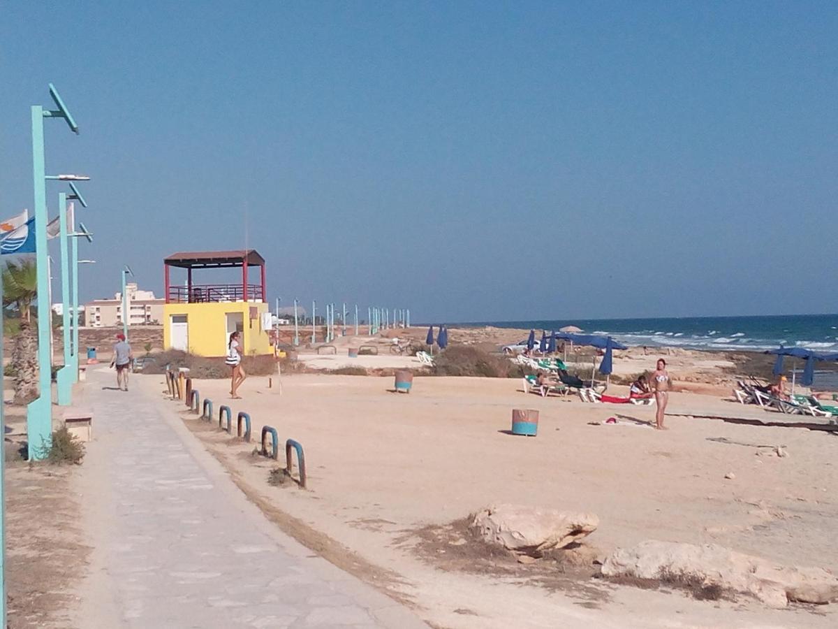 Family And Friends Flat Close To The Sea, Free Internet أيا نابا المظهر الخارجي الصورة