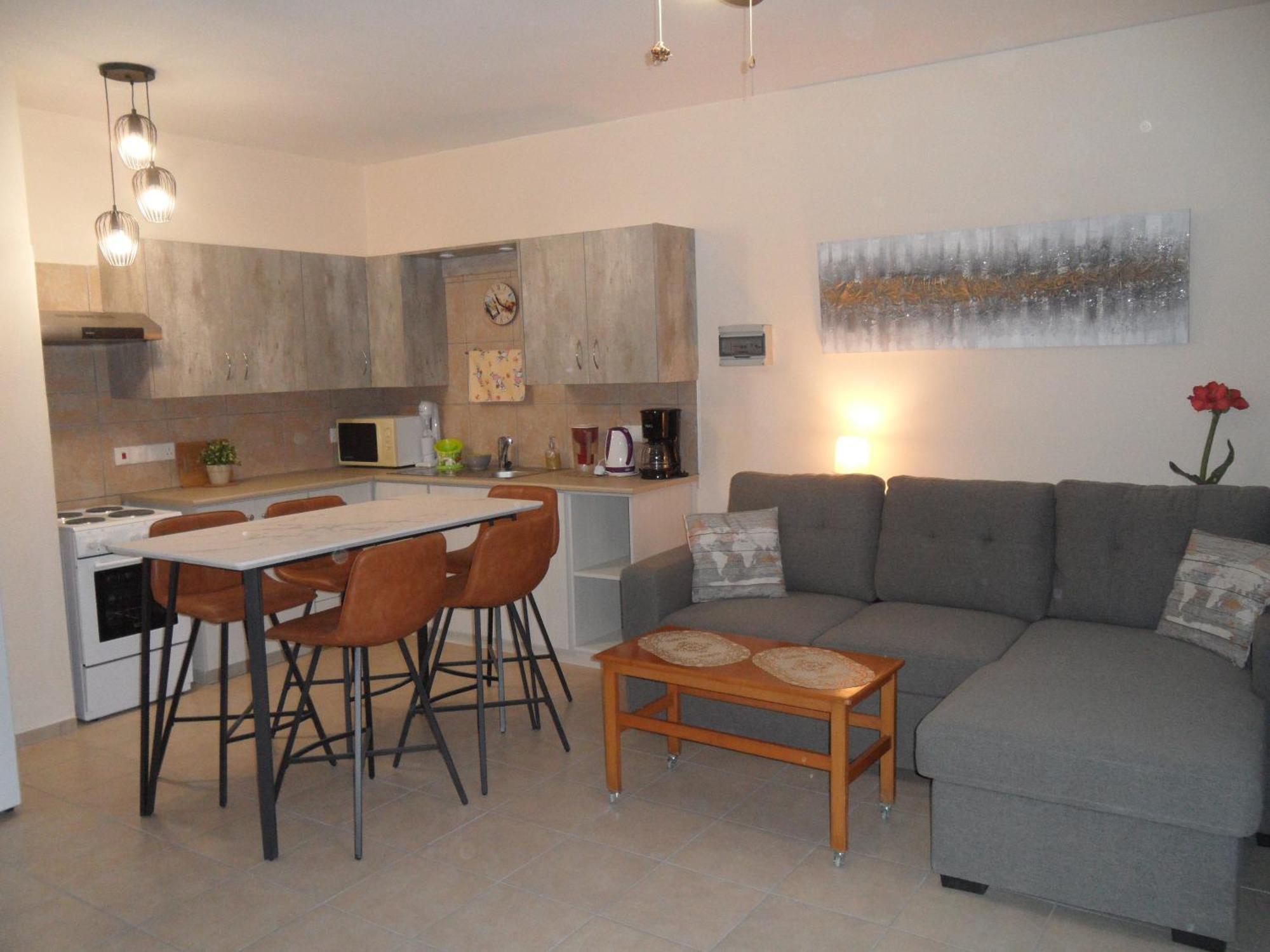 Family And Friends Flat Close To The Sea, Free Internet أيا نابا المظهر الخارجي الصورة