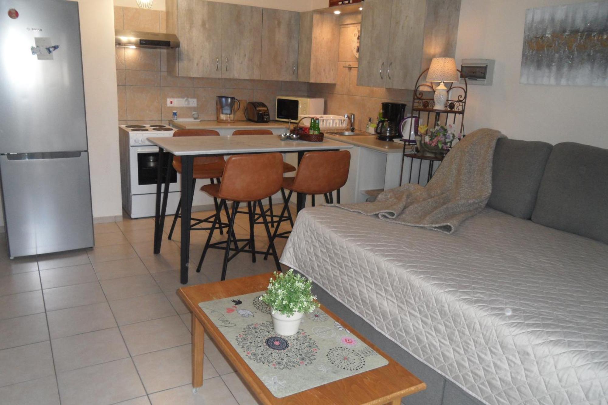 Family And Friends Flat Close To The Sea, Free Internet أيا نابا المظهر الخارجي الصورة