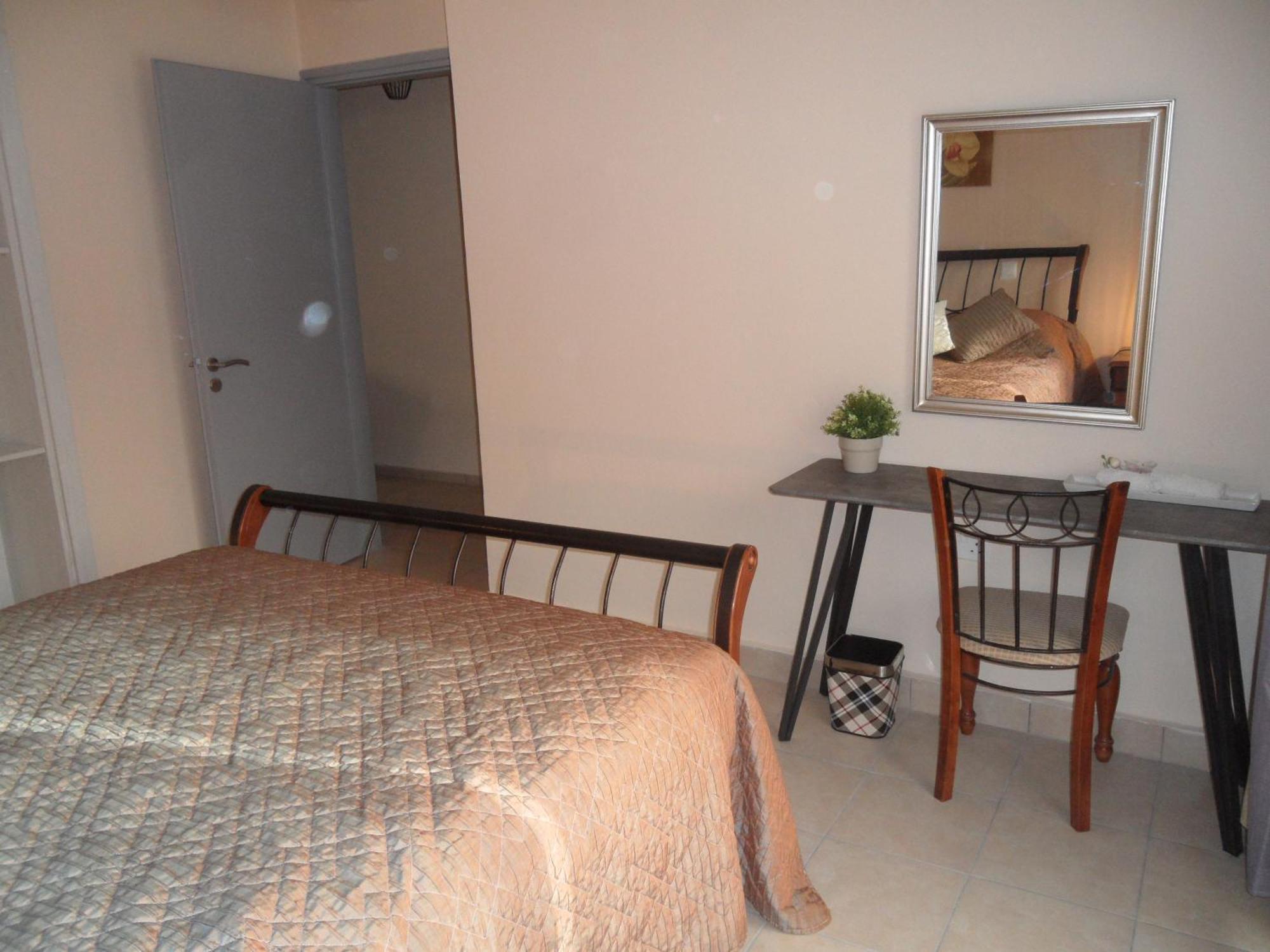 Family And Friends Flat Close To The Sea, Free Internet أيا نابا المظهر الخارجي الصورة
